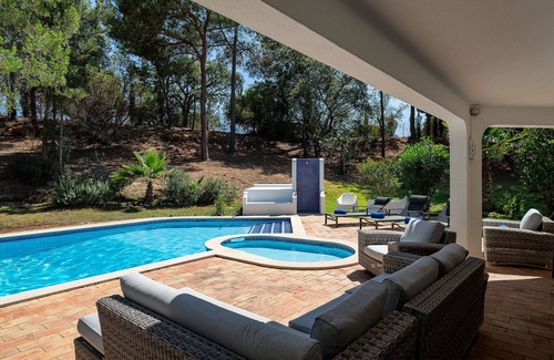 Almancil Villa | Villa Leshy