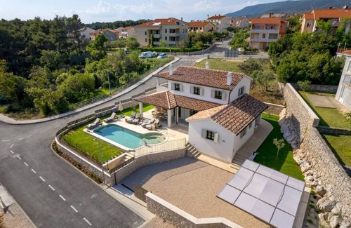 Cres Villa | Villa Leucolea with pool