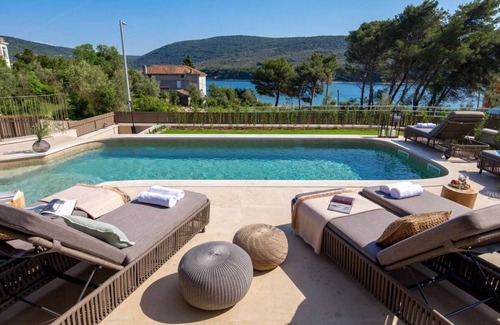 Cres Villa | Villa Leucolea with pool