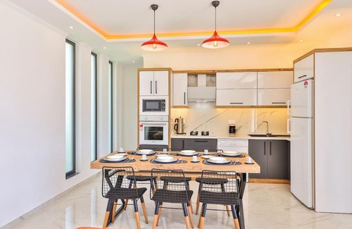 Islamlar Villa | Villa lighthouse