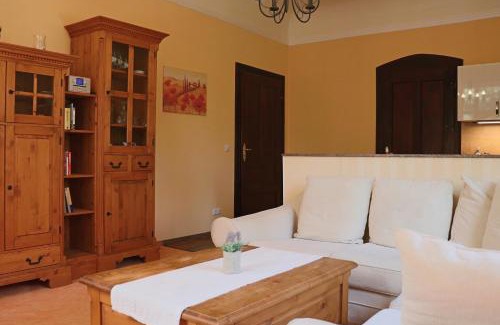 Eisenach Apartment | Villa Liliengrund