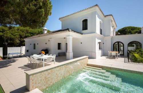 Urbanizacion Marbessa Villa | Villa Lioness exclusive villa with pool and sauna