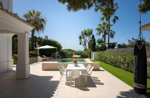Urbanizacion Marbessa Villa | Villa Lioness exclusive villa with pool and sauna