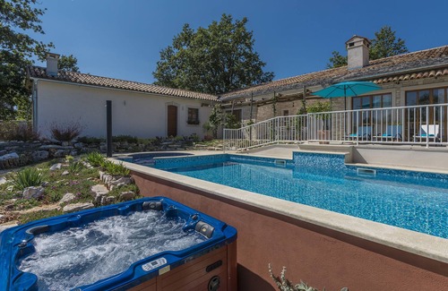 Heki Villa | Villa Lipica nearby Pazin – Crovillas GmbH