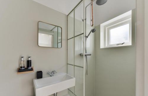 Zandvoort Apartment | Villa Loft Apartment with Light Garden