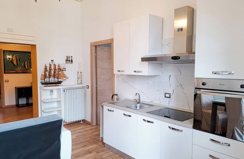 Casorate Sempione Villa | Villa Lorenzo
