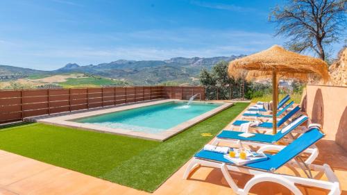 Riogordo House | Villa Los Ruedos Riogordo by Ruralidays