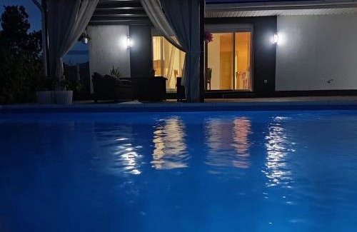 Blagaj Villa | Villa Lotta & Nolla