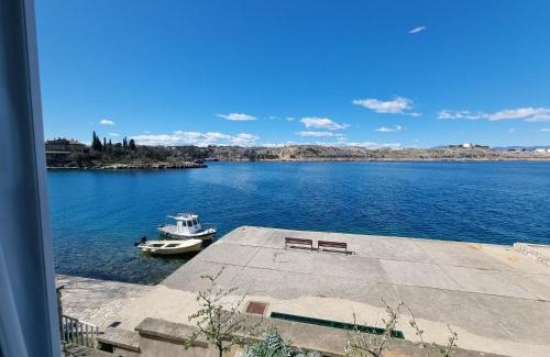 Municipality of Omisalj Bed & Breakfast | Villa Lovorka by VILLA EVA