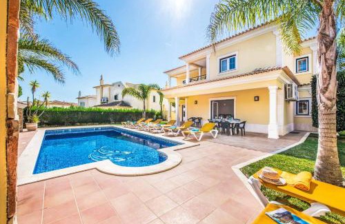 Olhos D'Agua Villa | Villa Luana