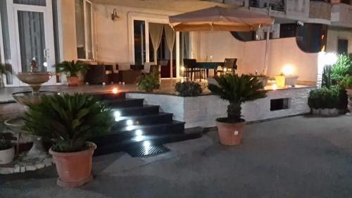 Mondragone Bed & Breakfast | villa lucia