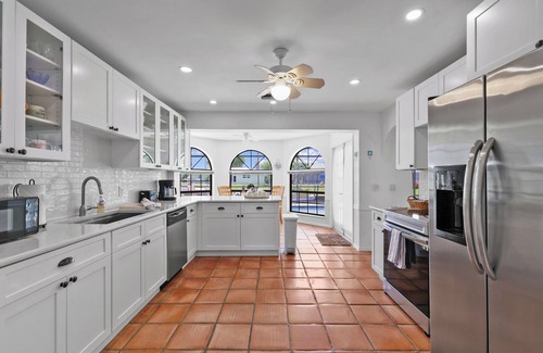 Eight Lakes Villa | Villa Lucy, a splendid pool home with eastern exp.