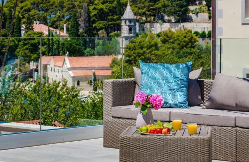 Cavtat Old Town Villa | Villa Luigi with a pool