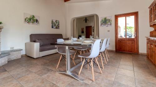Sassari Villa | Villa Luisa - Your Holiday in Sardinia
