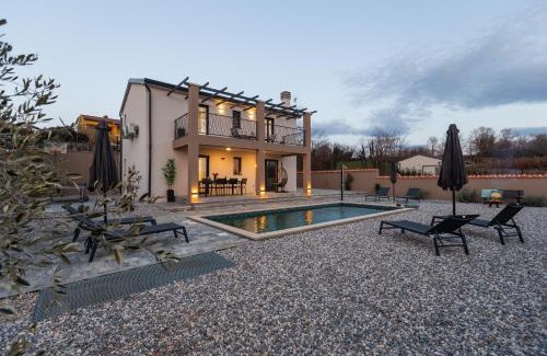 Diklici Villa | Villa Lumina Divina sa grijanim bazenom