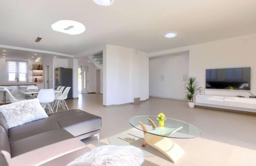 Vilanija House | Villa Luna Maris by Interhome