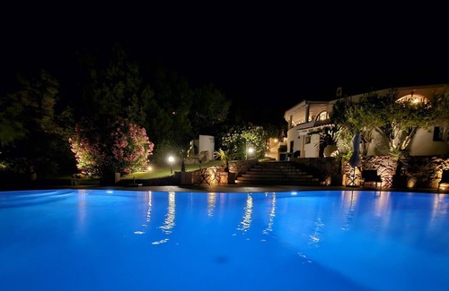 San Teodoro Villa | Villa LUNA ROSSA with Sea View, Pool, A/C, Wi-Fi, Garden, Terrace & Balcony