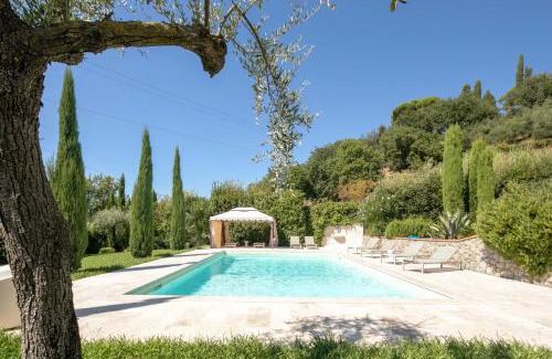 Carrara Villa | Villa Lunense by VacaVilla