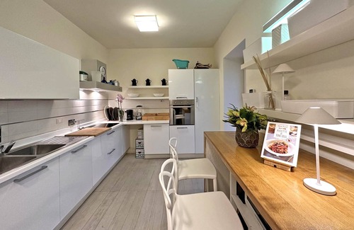 La Spezia Villa | Villa Lux 5 Terre: 3-bedroom With Spa, Pool, Wi-fi Near La Spezia & Cinque Terre