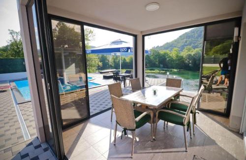 Mali Radic Villa | Villa Lux