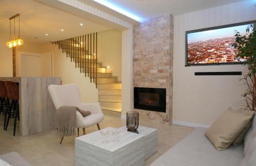 Mali Radic Villa | Villa LUXIA Luxury Retreat with Private Pool & Jacuzzi