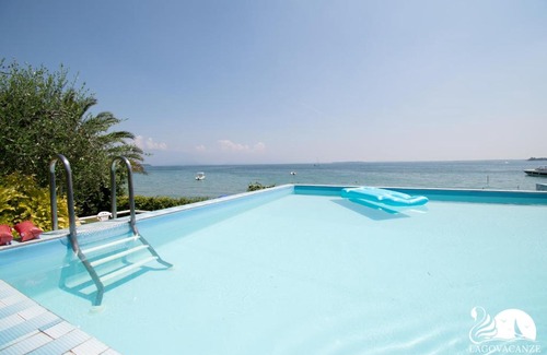 Padenghe sul Garda Villa | Villa Lydia