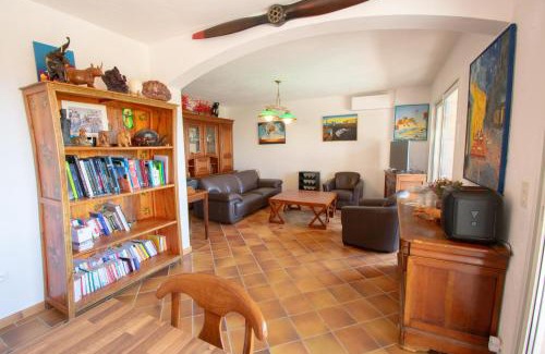 Mandelieu-La-Napoule Villa | Villa Ma Rosa, 160m2, 4ch, Piscine et Jardin