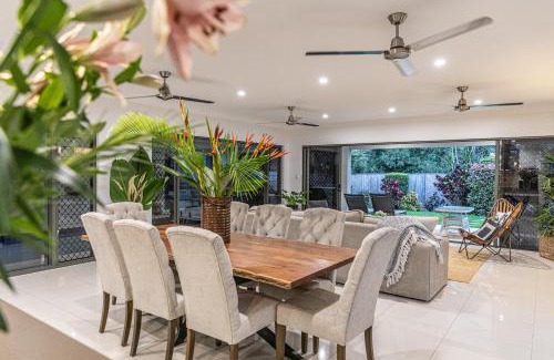 Trinity Beach Villa | Villa Maasai - Coastal Luxury With a Heated Pool