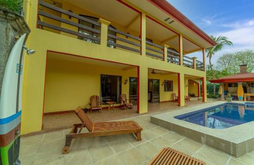 Esterillos Oeste Villa | Villa Macaw By Vacation Pura Vida