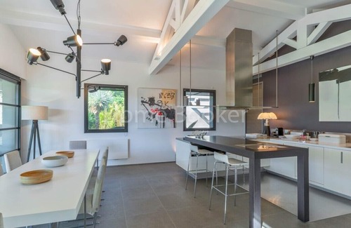 Ramatuelle Villa | Villa Maelle Summary: