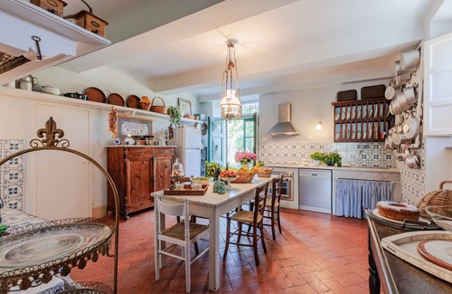 Vorno Villa | Villa Magnolie, a 5 bedrooms Traditional Villa in Lucca with Private Garden in the Hamlet of Vorno