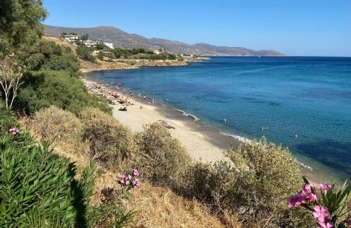 Grambia Villa | Villa Mahe Tennis Karystos island EVIA - B'Your Home