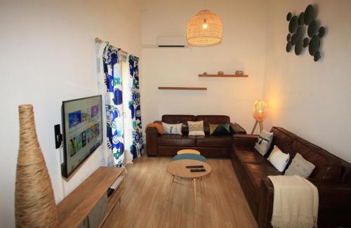 Sanary-sur-Mer House | Villa Mama Cocha 8 minutes à pied des plages