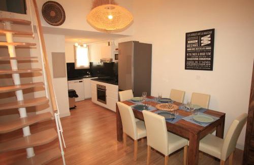 Sanary-sur-Mer House | Villa Mama Cocha 8 minutes à pied des plages