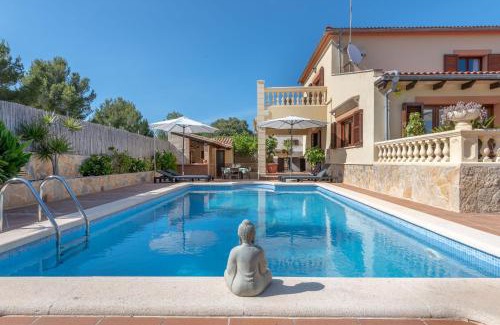 Pedruscada Villa | Villa Manrique