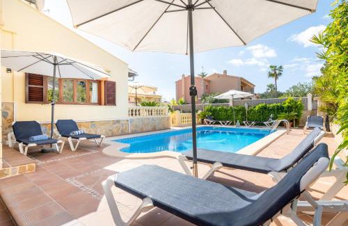 Pedruscada Villa | Villa Manrique