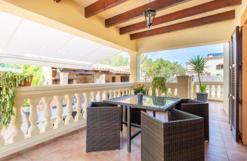 Pedruscada Villa | Villa Manrique