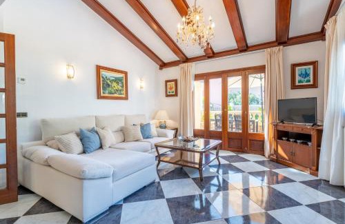 Pedruscada Villa | Villa Manrique