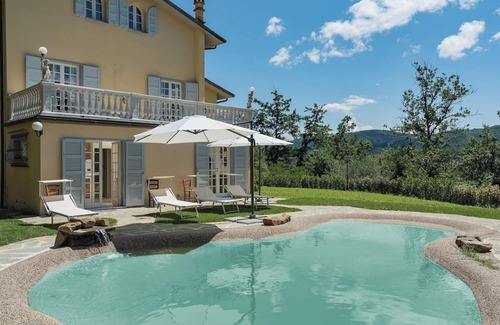 Serravalle Pistoiese Villa | Villa Marisa In Serravalle Pistoiese - Tuscany