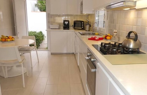 Caleta de Velez Ski Chalet | Villa Mara is a luxurious villa in Caleta de Vélez, Costa del Sol.