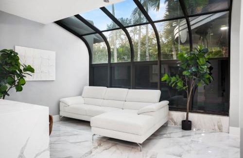 Riverside Park House | Villa Marbella