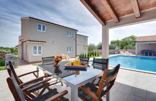 Valtura Villa | Villa Marcelia
