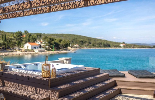 Zman House | Villa Mare Vista is located on the magical island of Dugi otok, one of the favourite locations on th