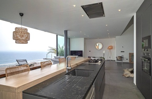 Almadraba-Canyelles Ski Chalet | VILLA MARGARIT