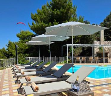 Agios Nikitas House | Villa Margaux Kathisma, Breathtaking VIEWS & Unforgettable SUNSETS - Minutes from Most Iconic BEACH