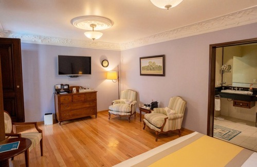 De La Presa Hotel | Villa Maria Cristina