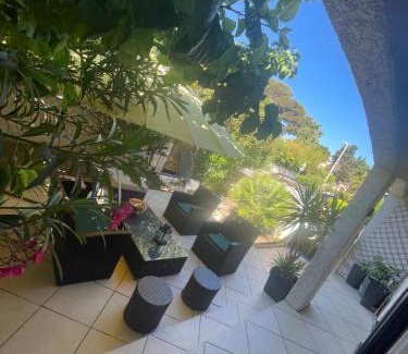La Peyrade House | Villa Marie Belle, entre mer, étang et abricotier