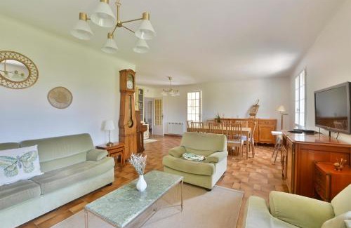 Saint-Didier House | Villa Marie Rose