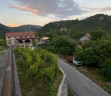 Sinon Villa | Villa Marija