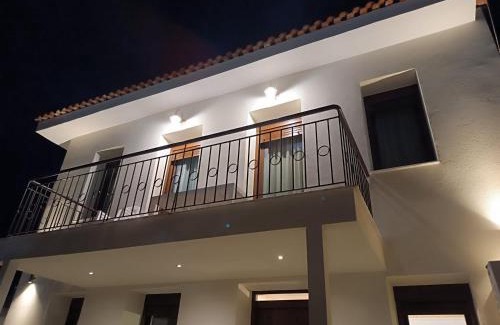 Fourka Apartment | Villa Marilou Fourka